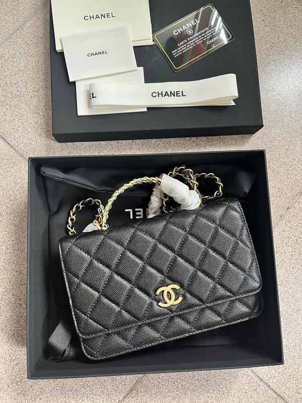 Chanel Handbags 527